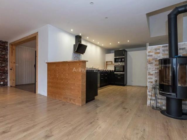 Maison 136 m² 3 chambres + entrepôts 500 m²