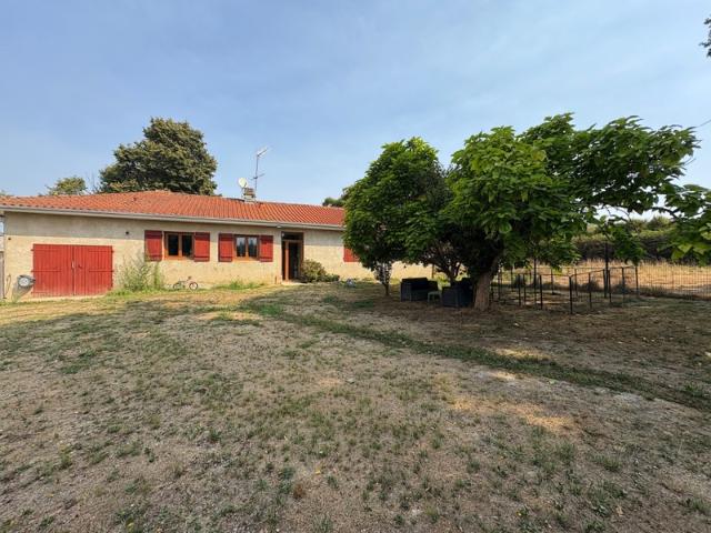 MAISON 137m2 + DÉPENDANCES + ÉLEVAGE CANIN SUR 5,7 HA DE TERRAIN Proche de AIRE SUR L'ADOUR 40
