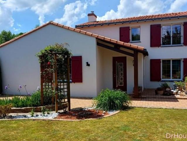 Maison 131 m2 Autonome avec piscine