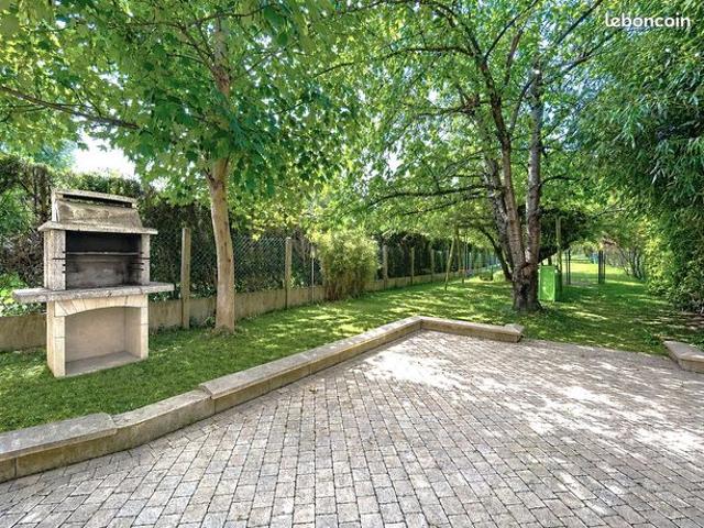 Maison 131 m² | Centre ville | Grand jardin arboré