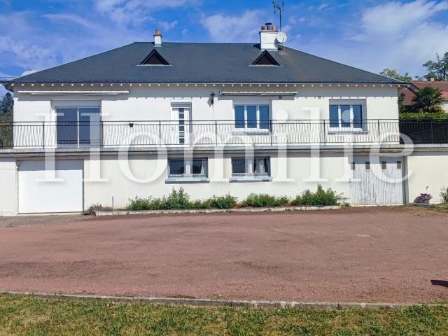 MAISON 133 m2 ONZAIN / VEUZAIN SUR LOIRE