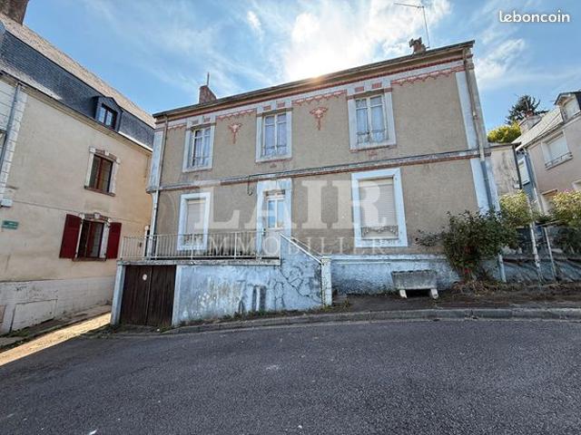 Maison 13 pièces 158 m²