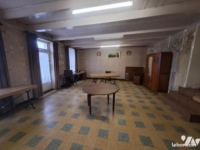 Maison 13 pièces 169 m²