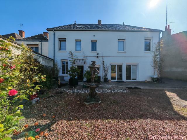 Maison 13 pièces 190 m²
