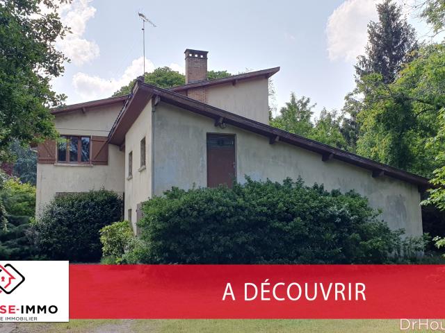 Maison 13 pièces 243 m²