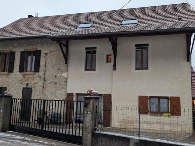 Maison 13 pièces 240 m²