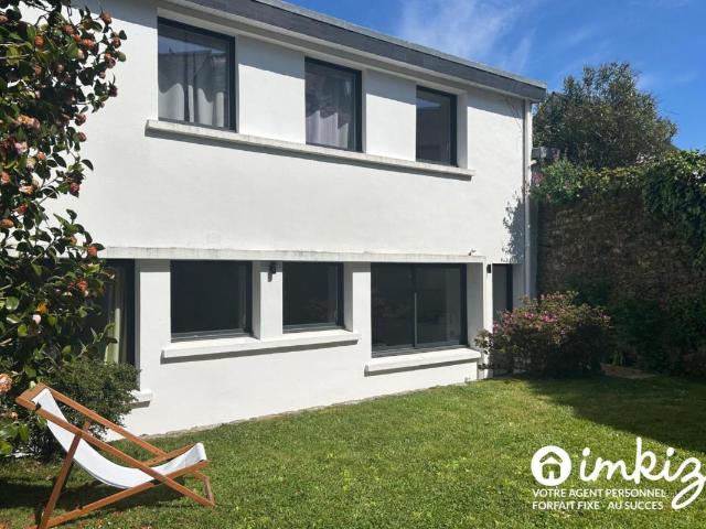 Maison 13 pièces 241 m²