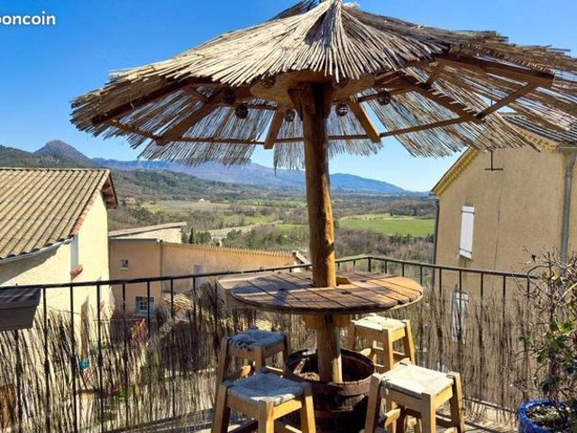 Maison de village 13 pièces 242 m²