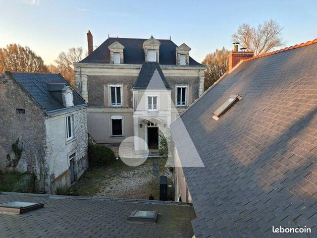 Maison 13 pièces 250 m²