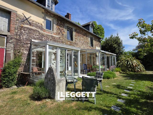 Maison 13 pièces 262 m²