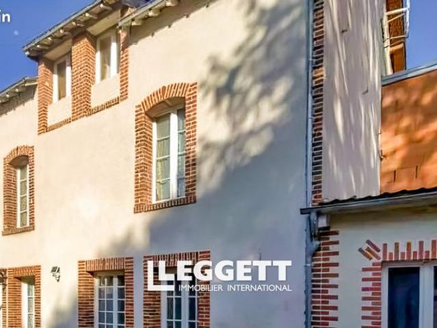 Maison 13 pièces 281 m²