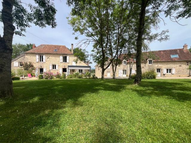 Maison 13 pièces 282 m²