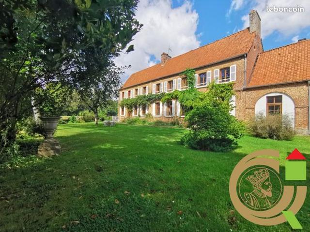 Maison 13 pièces 284 m²
