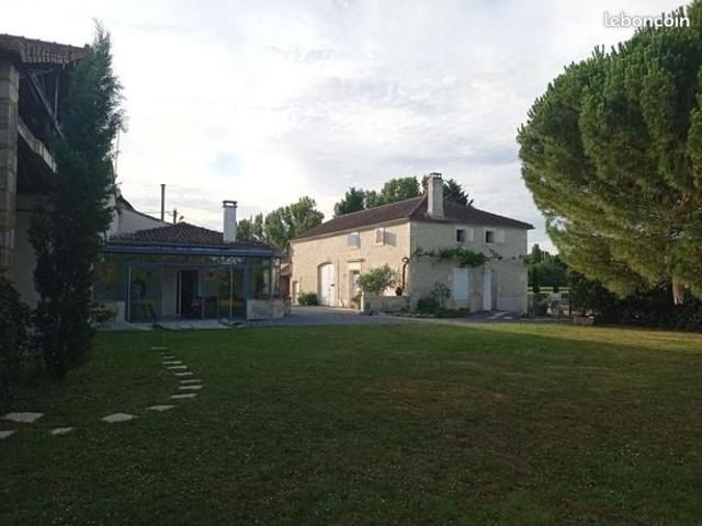 Maison 13 pièces 285 m²