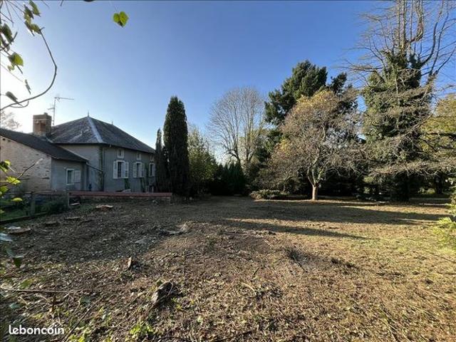 Maison 13 pièces 285 m²
