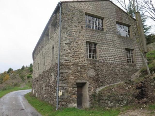 Maison 13 pièces 217 m²