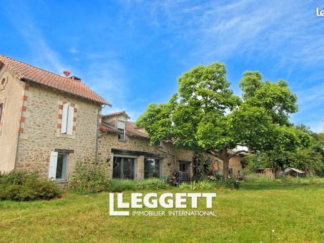 Maison 13 pièces 236 m²