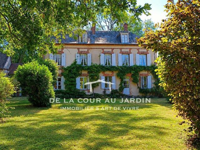 Maison 13 pièces 238 m²