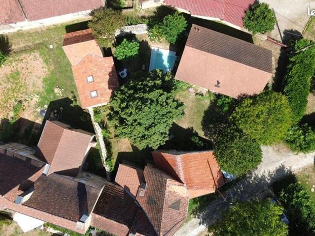 Maison 13 pièces 340 m²