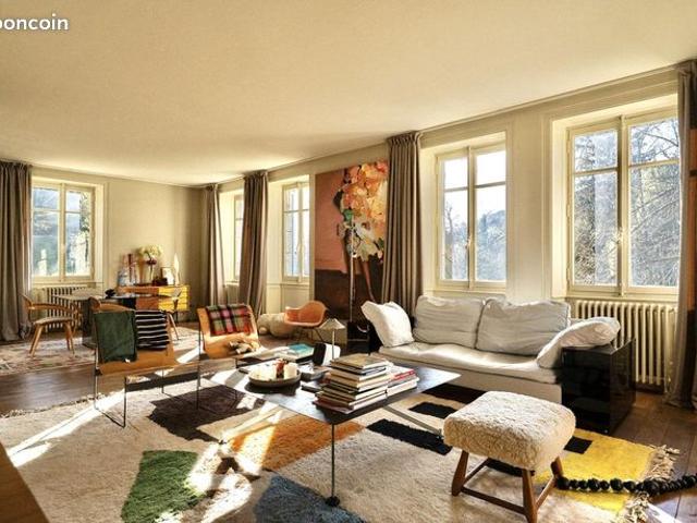 Maison 13 pièces 370 m²