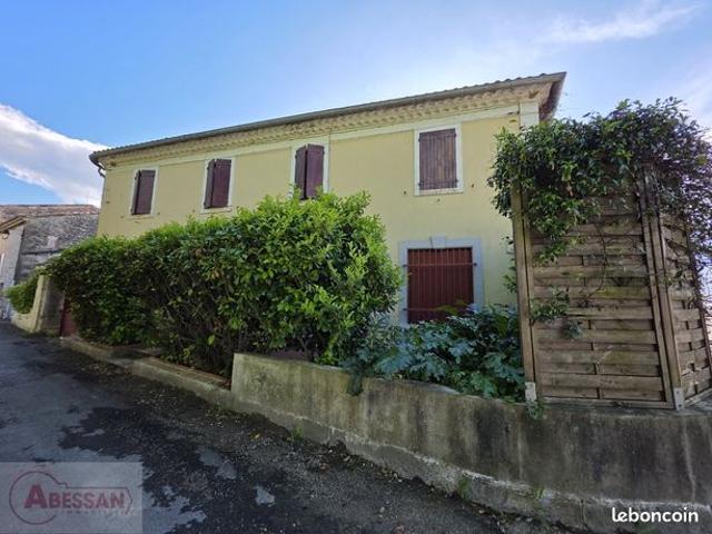 Maison 13 pièces 371 m²