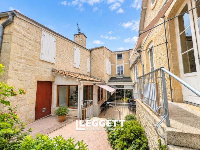 Maison 13 pièces 381 m²