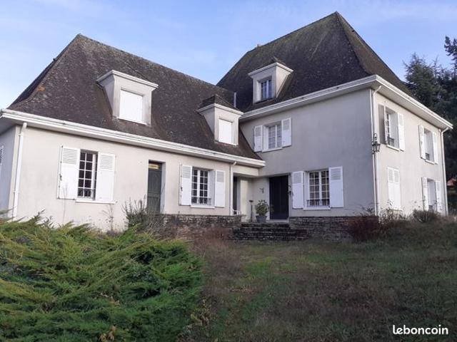 Maison 13 pièces 397 m²