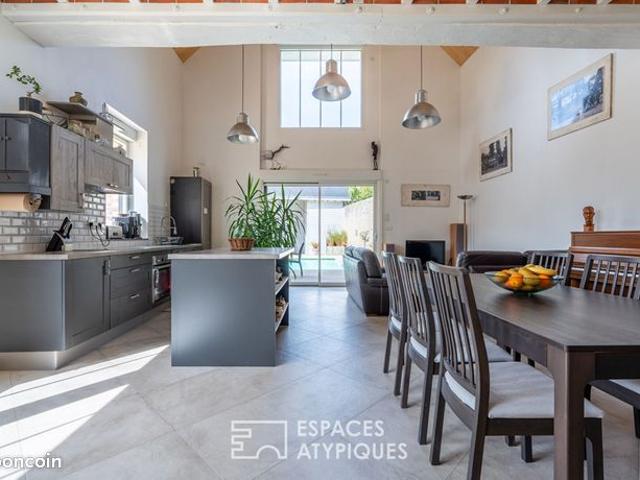 Maison 13 pièces 300 m²