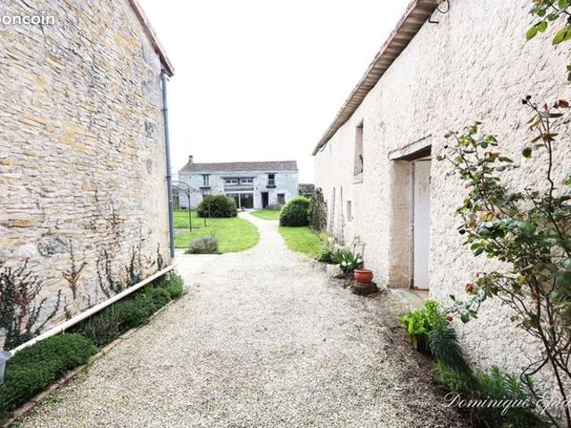 Maison 13 pièces 305 m²