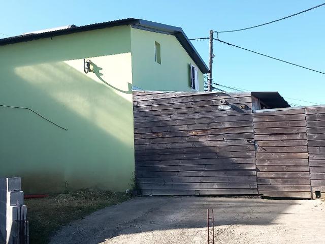 Maison 13 pièces 309 m²