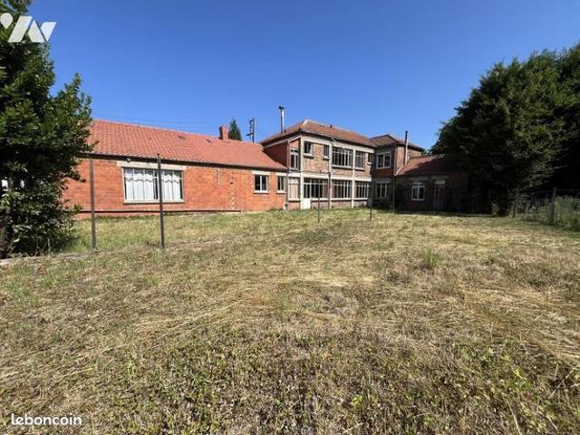 Maison 13 pièces 312 m²