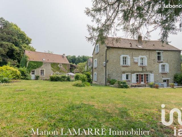 Maison 13 pièces 332 m²