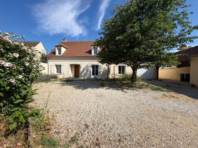Maison 13 pièces 337 m²