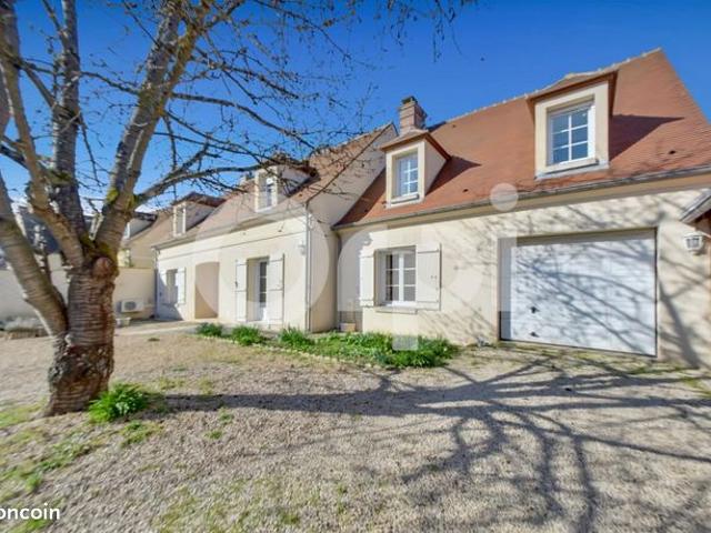 Maison 13 pièces 337 m²