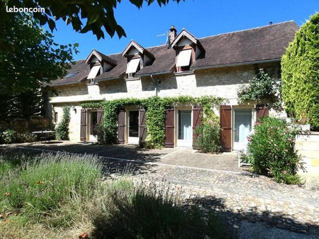 Maison 13 pièces 338 m²