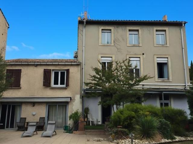 Maison 13 pièces 442 m²
