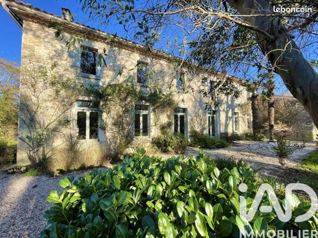 Maison 13 pièces 471 m²