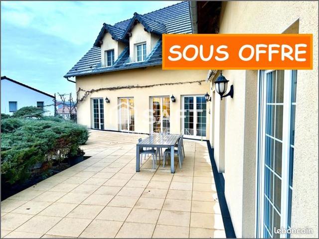 Maison 13 pièces 488 m²