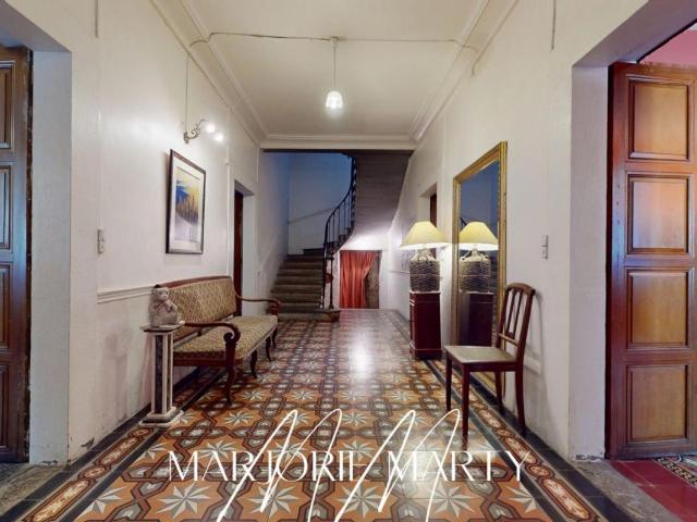 Maison 13 pièces 490 m²
