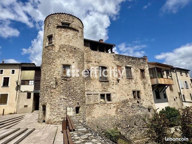 Maison 13 pièces 408 m²