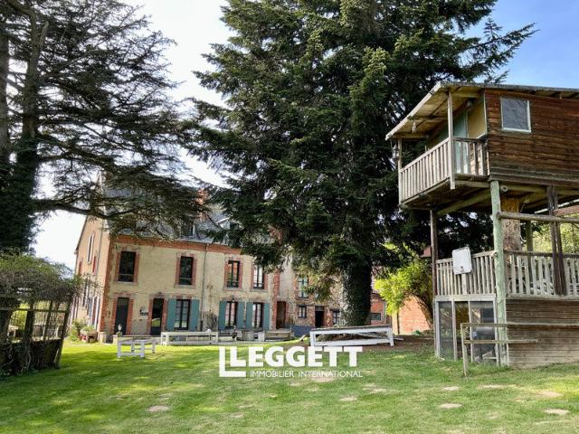 Maison 13 pièces 411 m²
