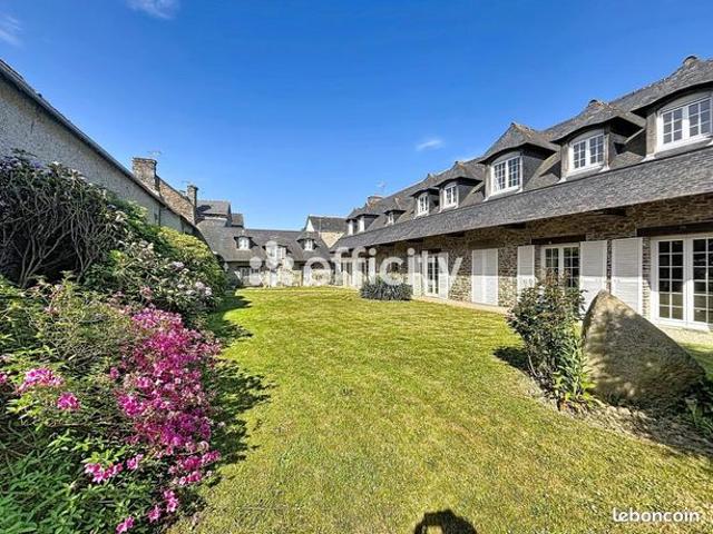 Maison 13 pièces 526 m²