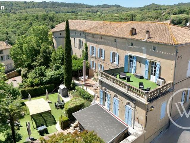 Maison 13 pièces 430 m²