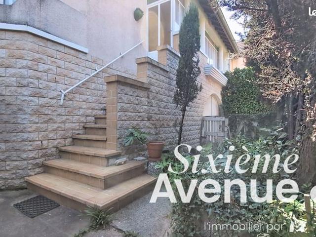 Maison 13 pièces 435 m²