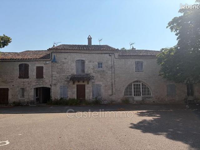 Maison 13 pièces 544 m²