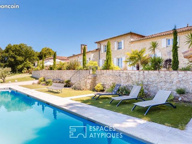 Maison 13 pièces 550 m²