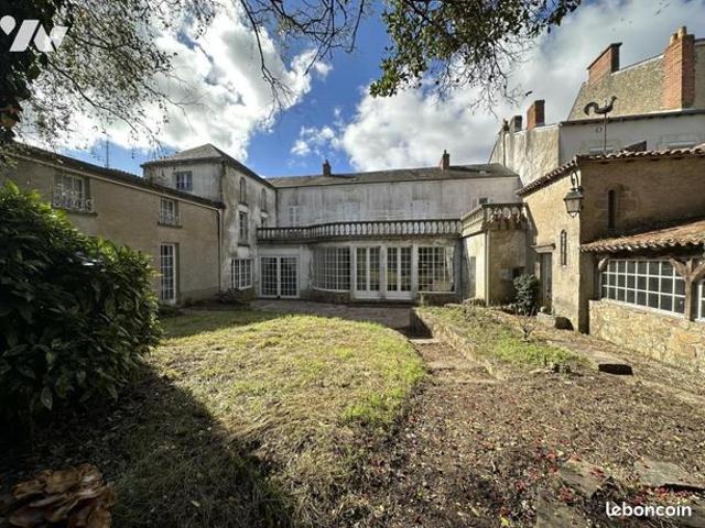 Maison 13 pièces 500 m²