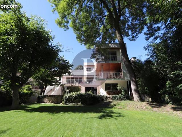 Maison 13 pièces 522 m²