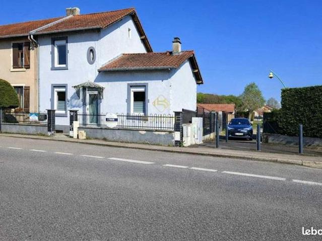 Maison 13 pièces 90 m²
