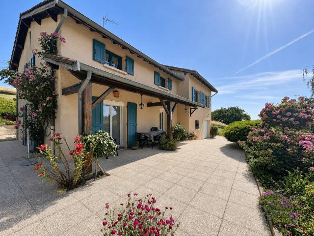 Maison 144 m2 sur parcelle de + de 4000 m2 de terrain